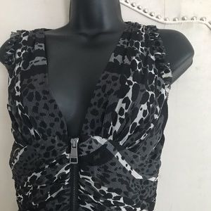 Women’s Burberry Top. Beautiful! Like new,